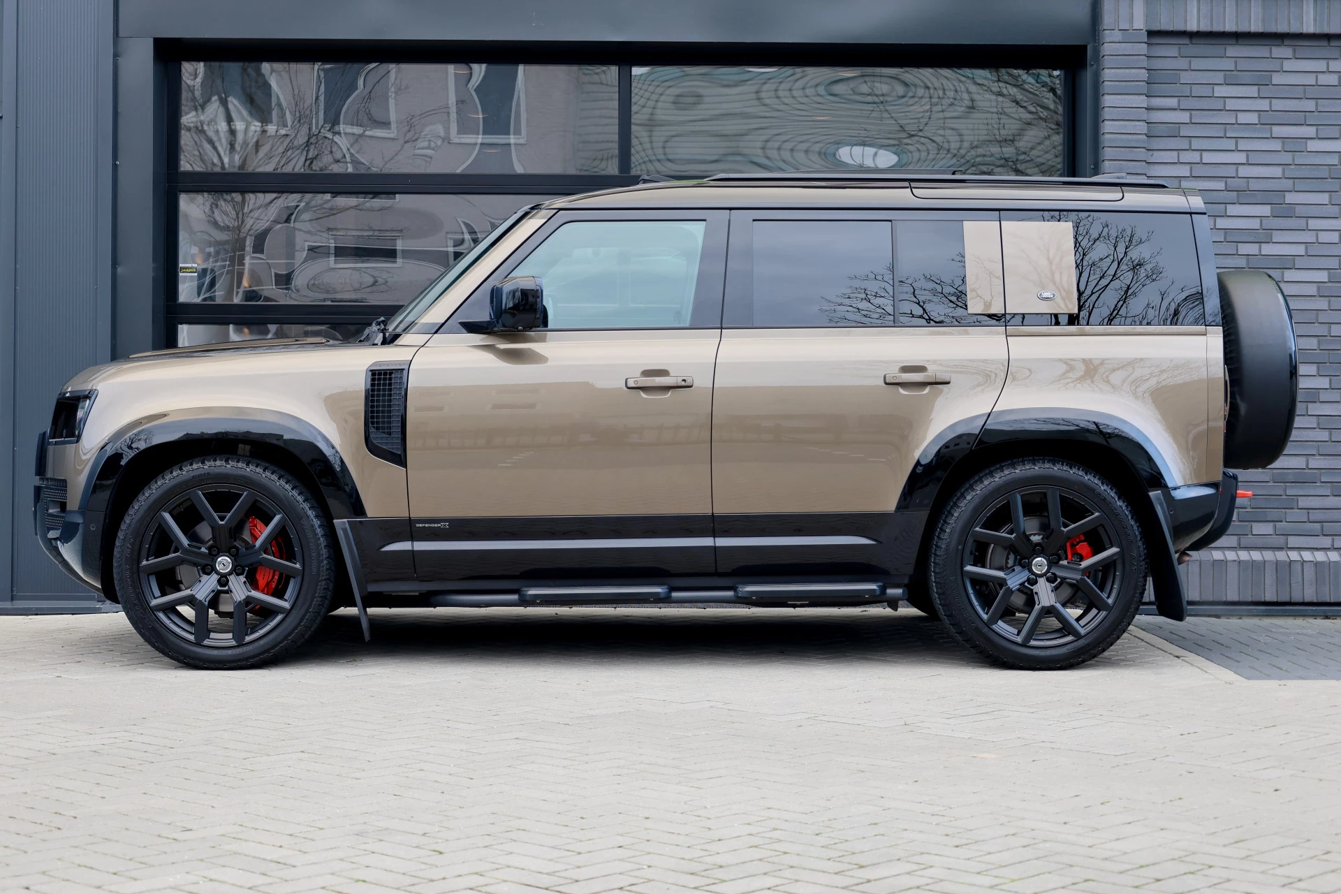 Hoofdafbeelding Land Rover Defender