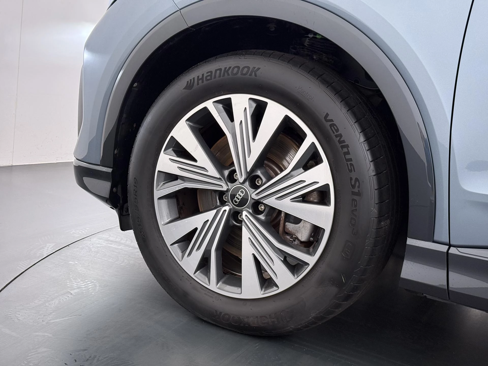 Hoofdafbeelding Audi Q4 e-tron