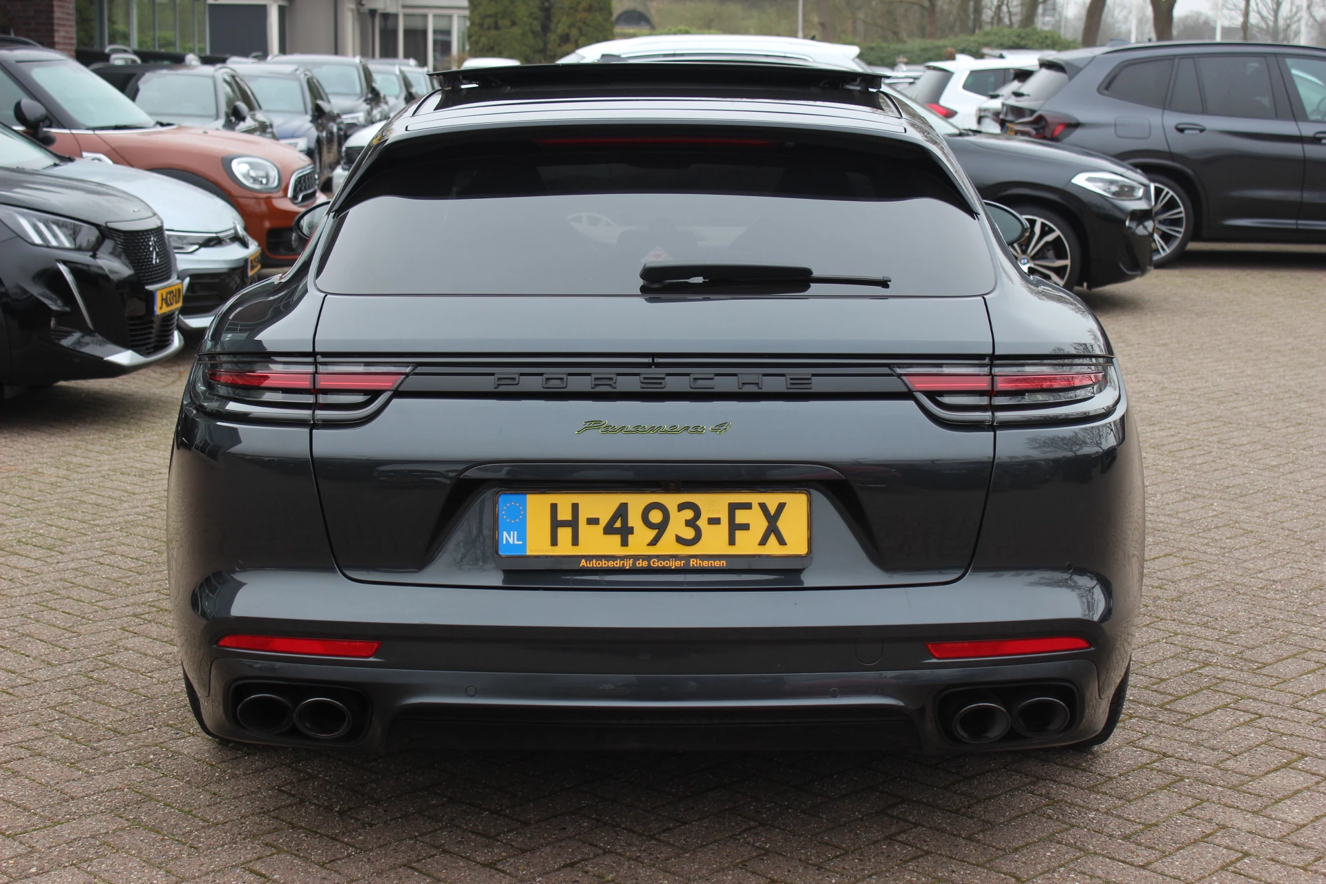 Hoofdafbeelding Porsche Panamera