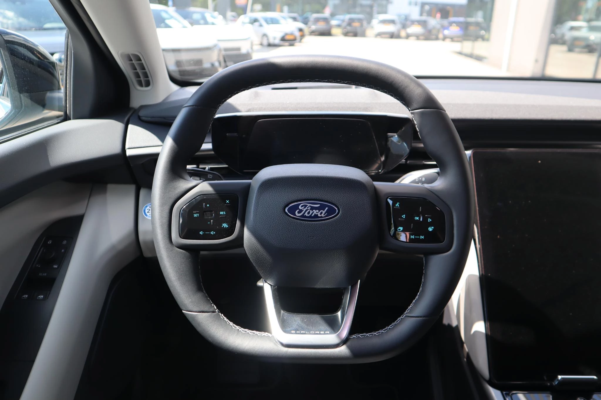 Hoofdafbeelding Ford Explorer