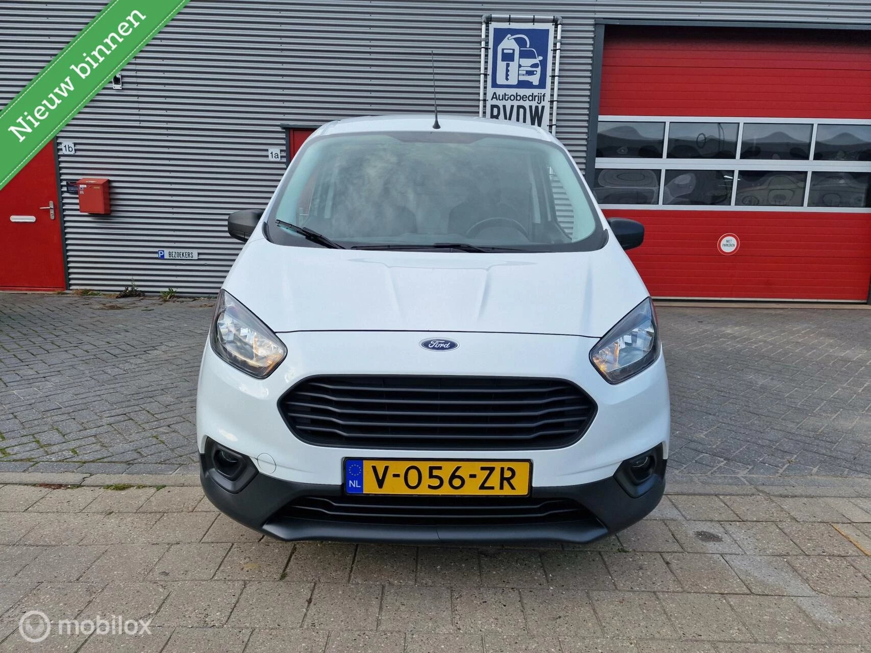 Hoofdafbeelding Ford Transit Courier