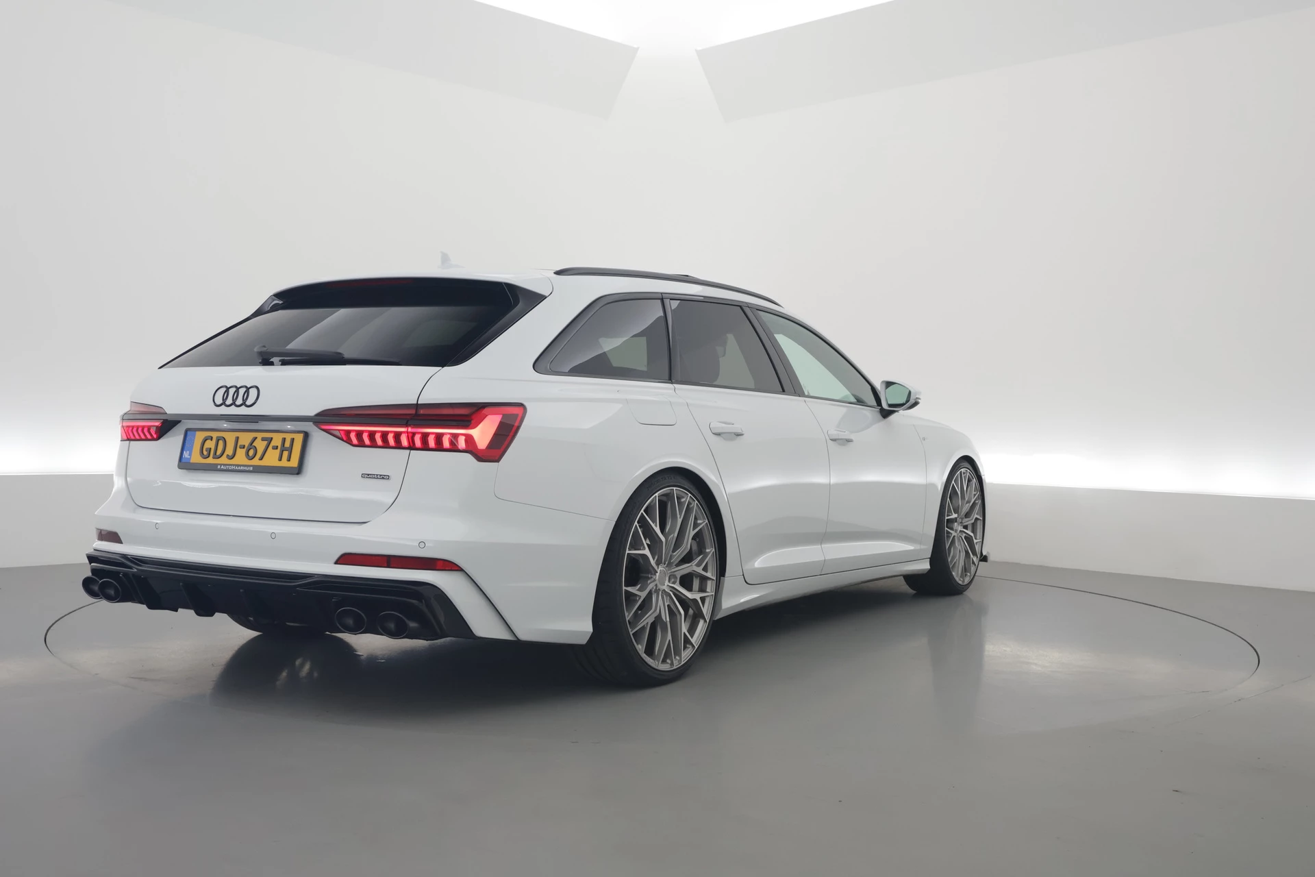 Hoofdafbeelding Audi A6