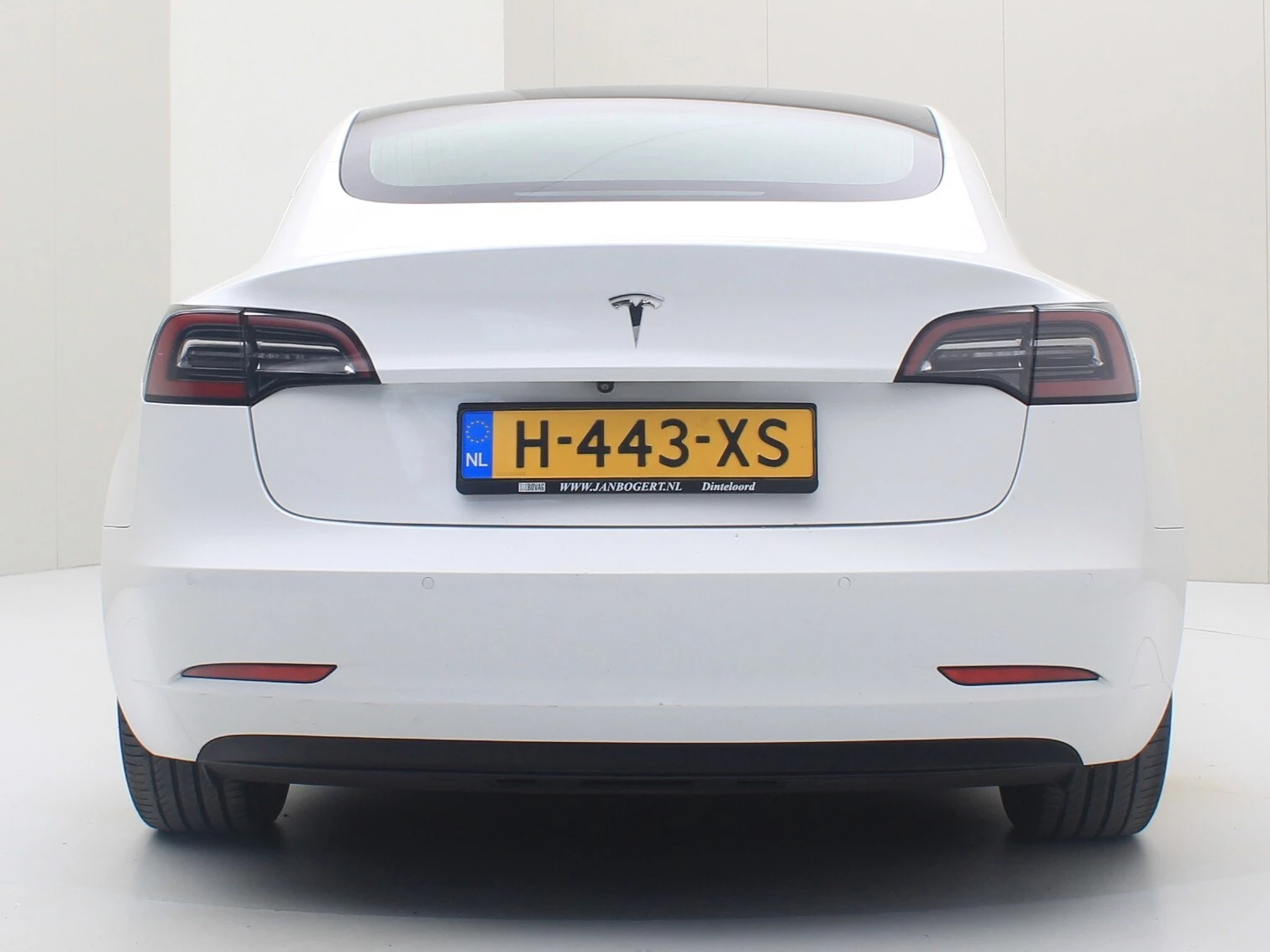 Hoofdafbeelding Tesla Model 3