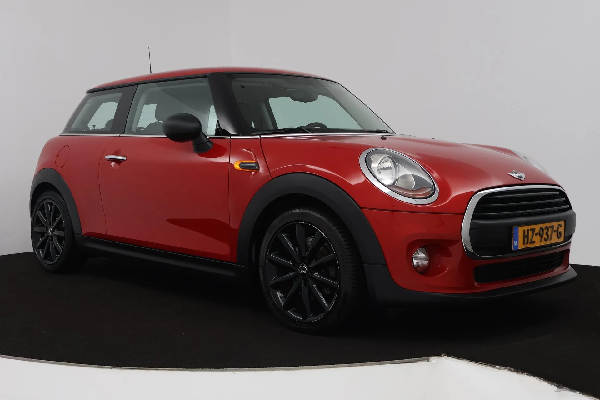 Hoofdafbeelding MINI One