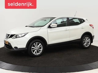 Hoofdafbeelding Nissan QASHQAI Nissan Qashqai 1.2 Acenta | Stoelverwarming | Trekhaak | Camera |  Navigatie | Climate control | Cruise control | Bluetooth
