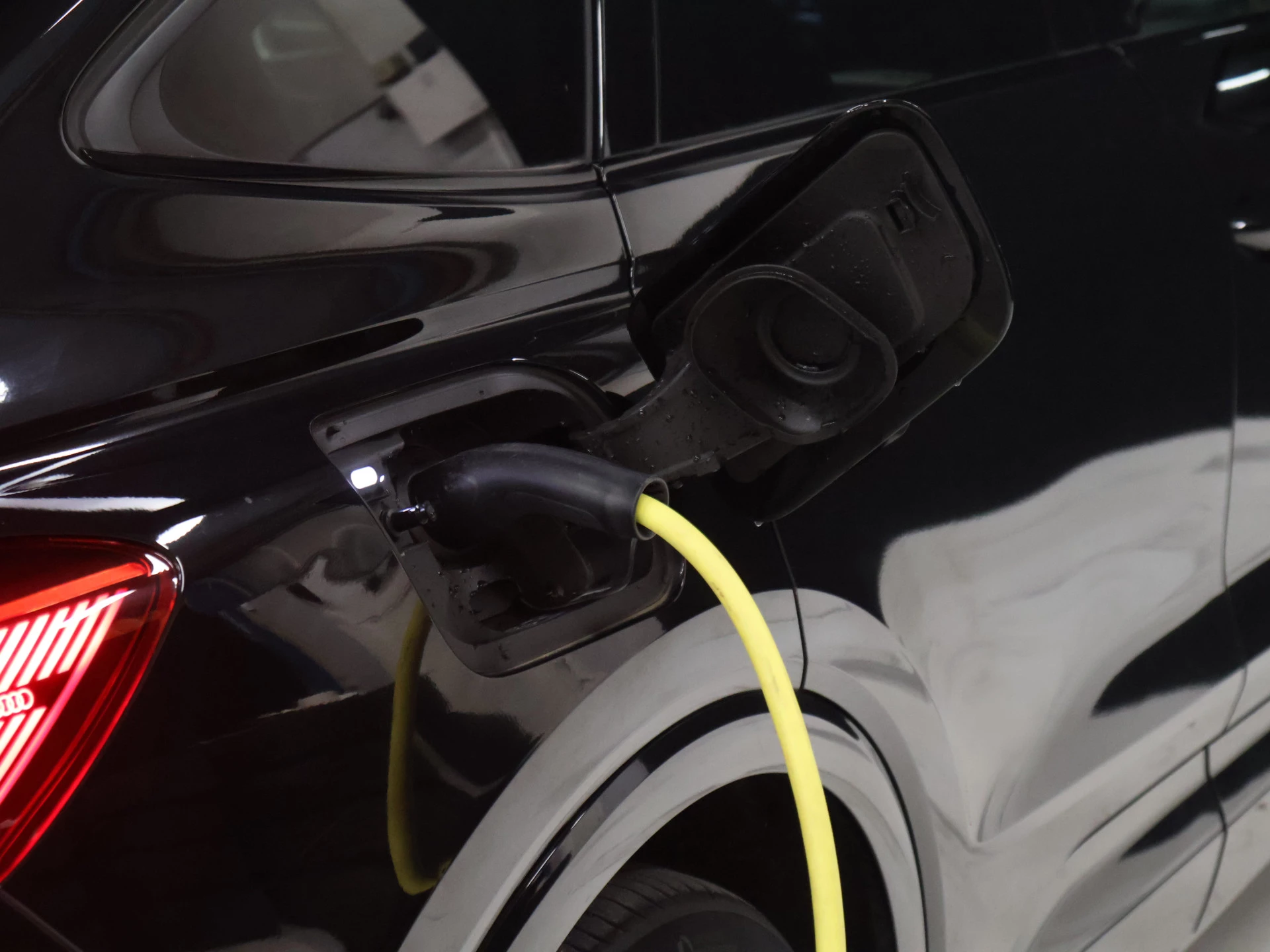 Hoofdafbeelding Audi Q4 Sportback e-tron