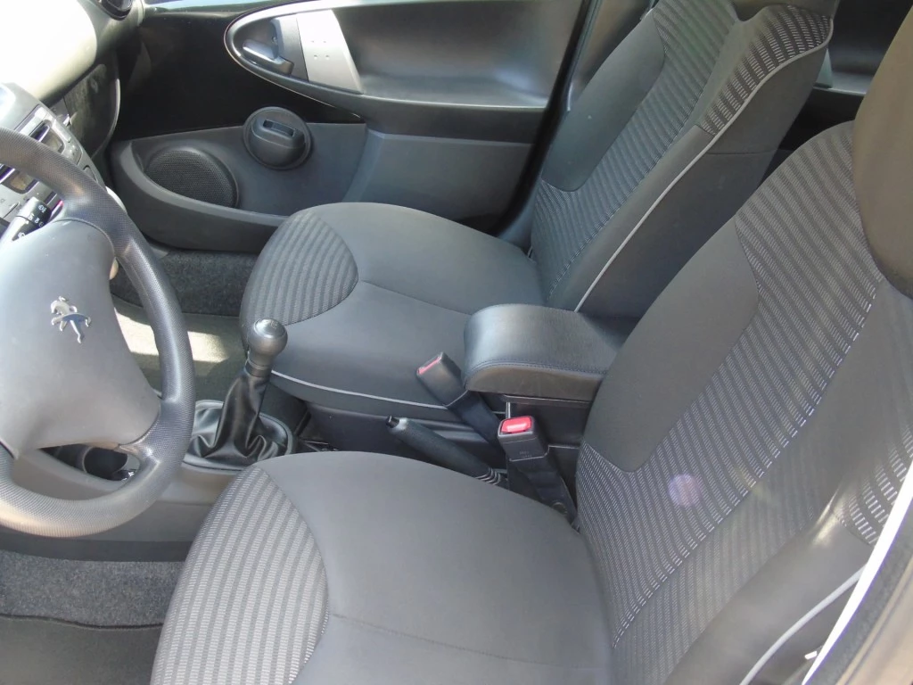 Hoofdafbeelding Peugeot 107