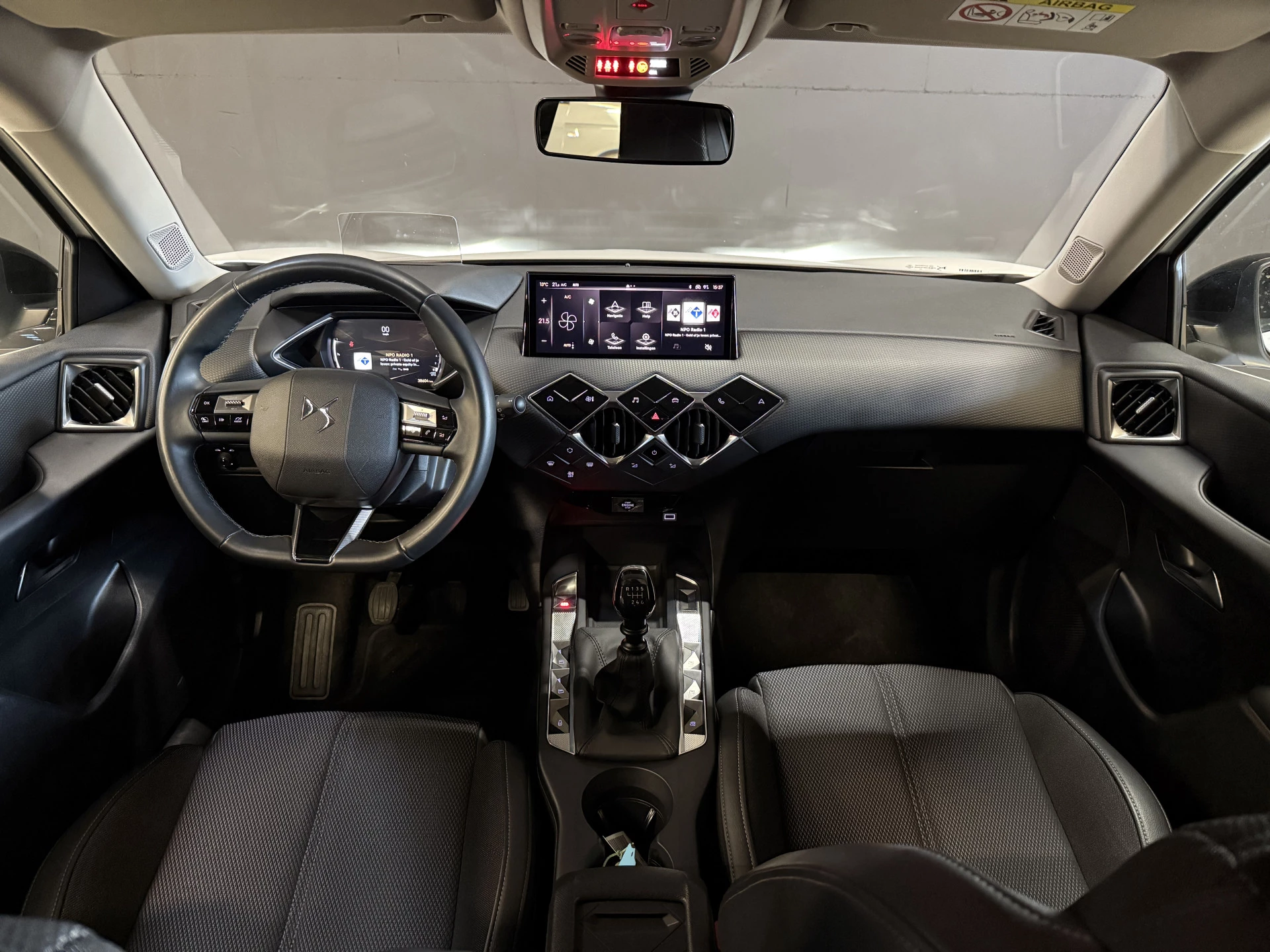 Hoofdafbeelding DS DS 3