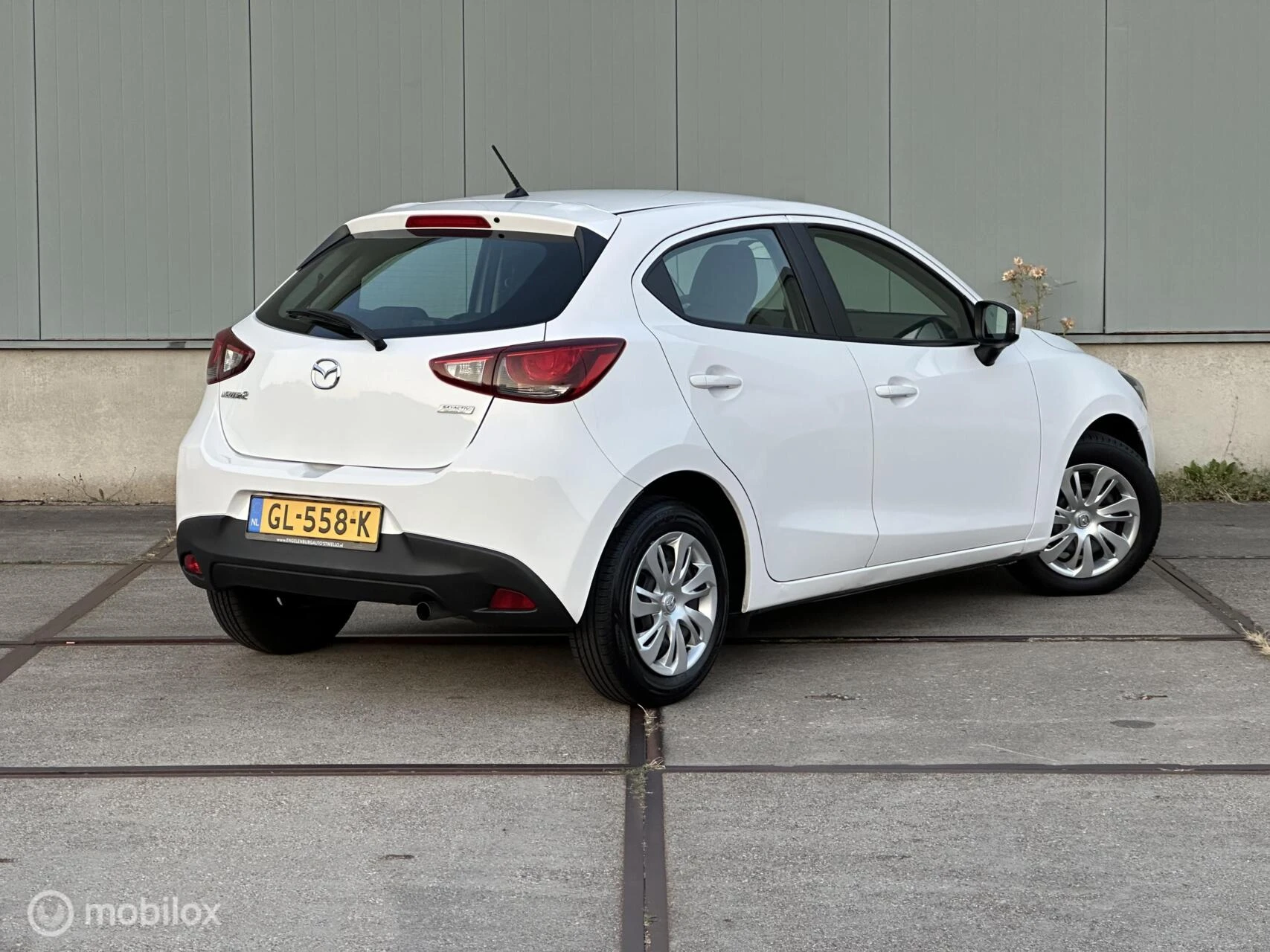 Mazda 2