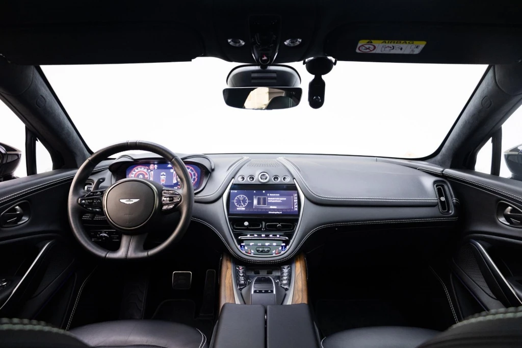 Hoofdafbeelding Aston Martin DBX
