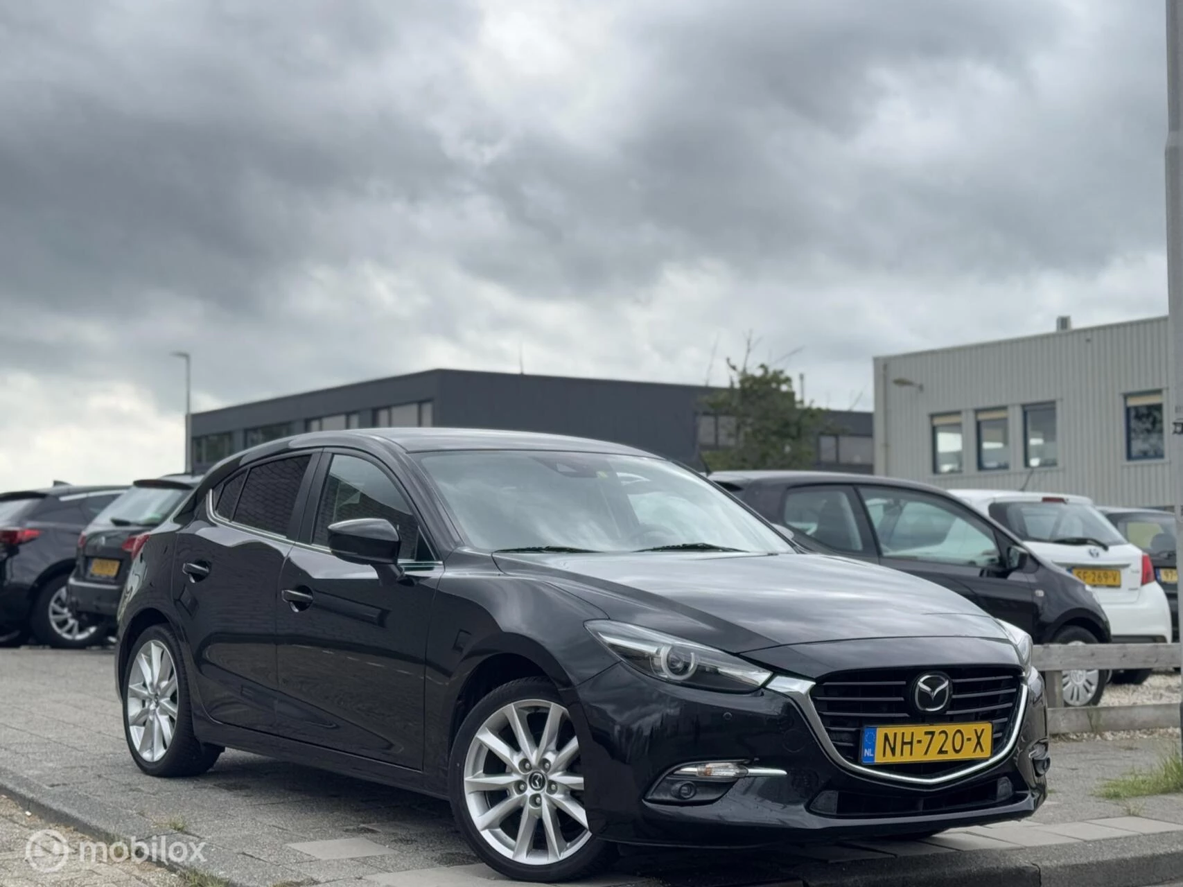 Hoofdafbeelding Mazda 3