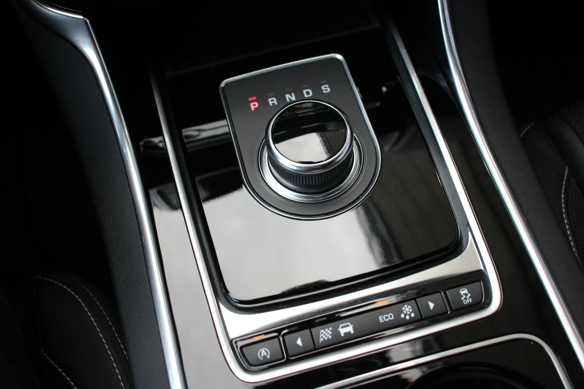 Hoofdafbeelding Jaguar XE