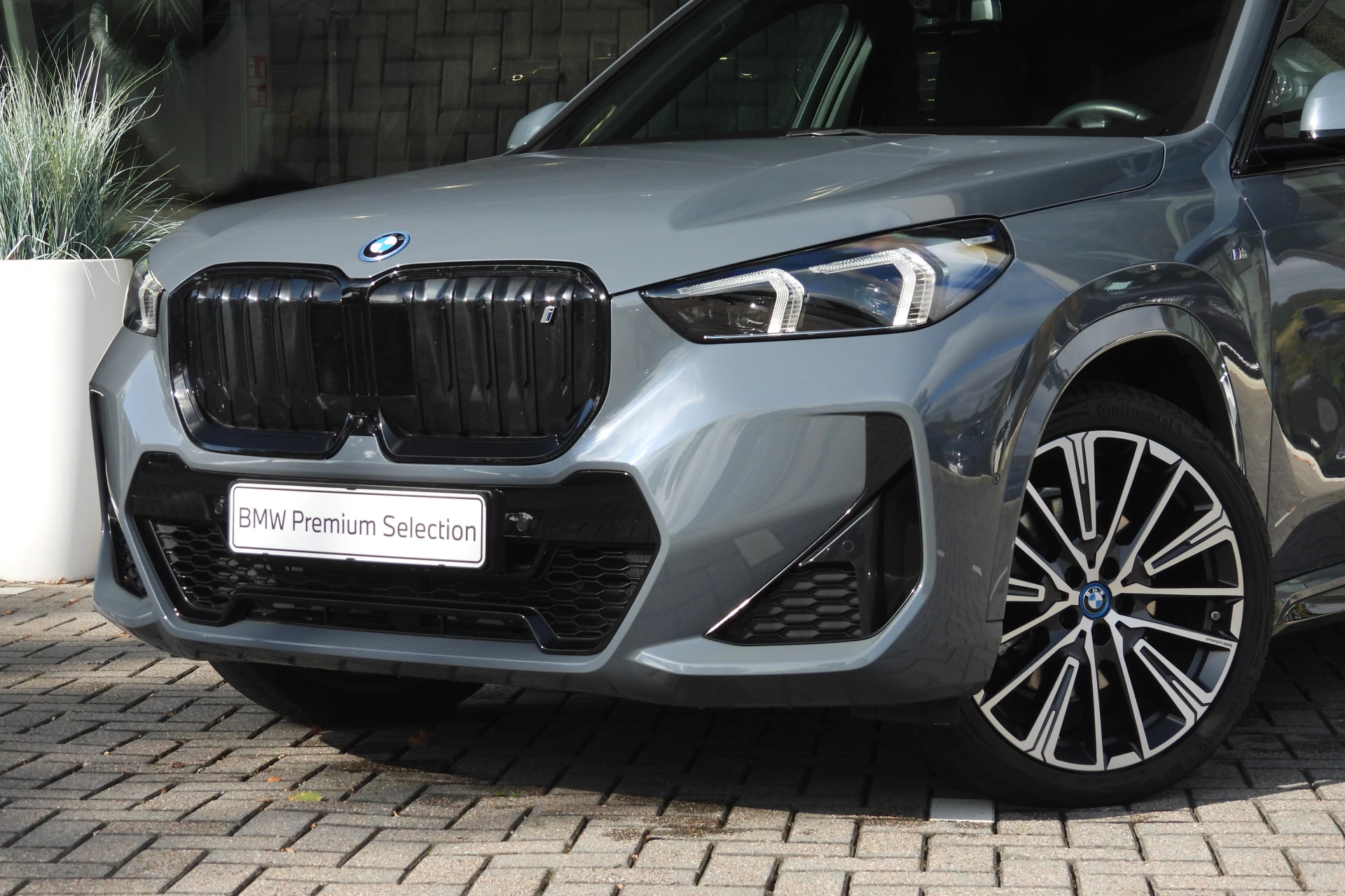 Hoofdafbeelding BMW iX1