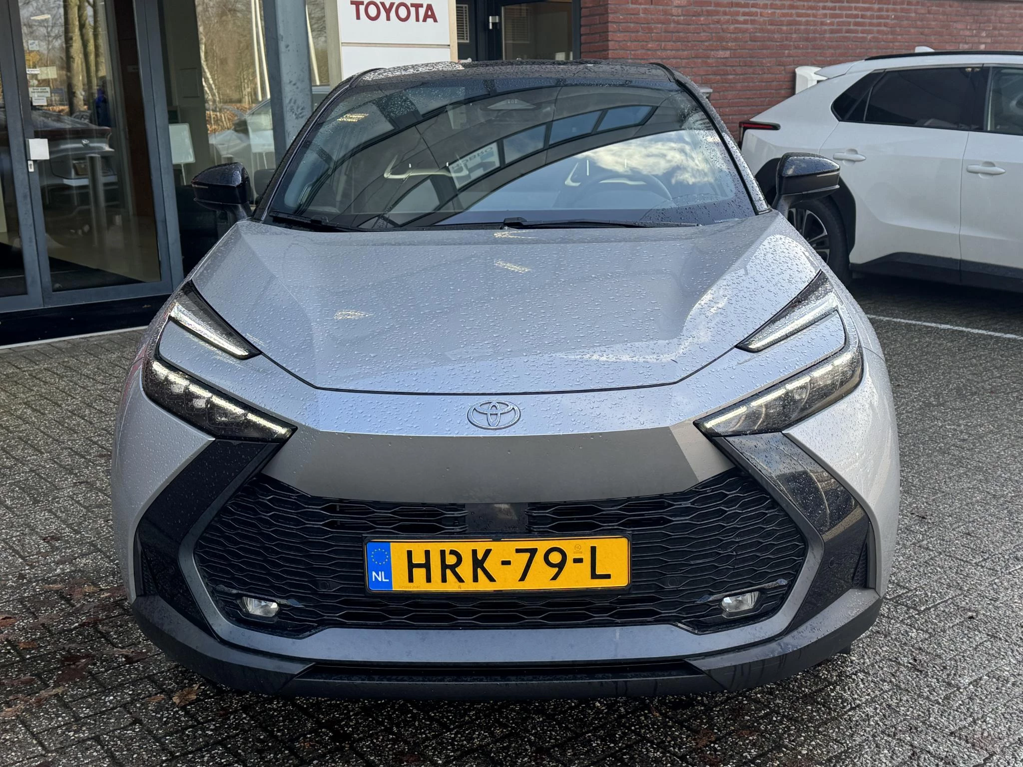 Hoofdafbeelding Toyota C-HR