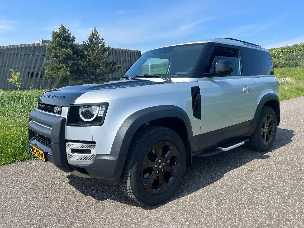 Hoofdafbeelding Land Rover Defender