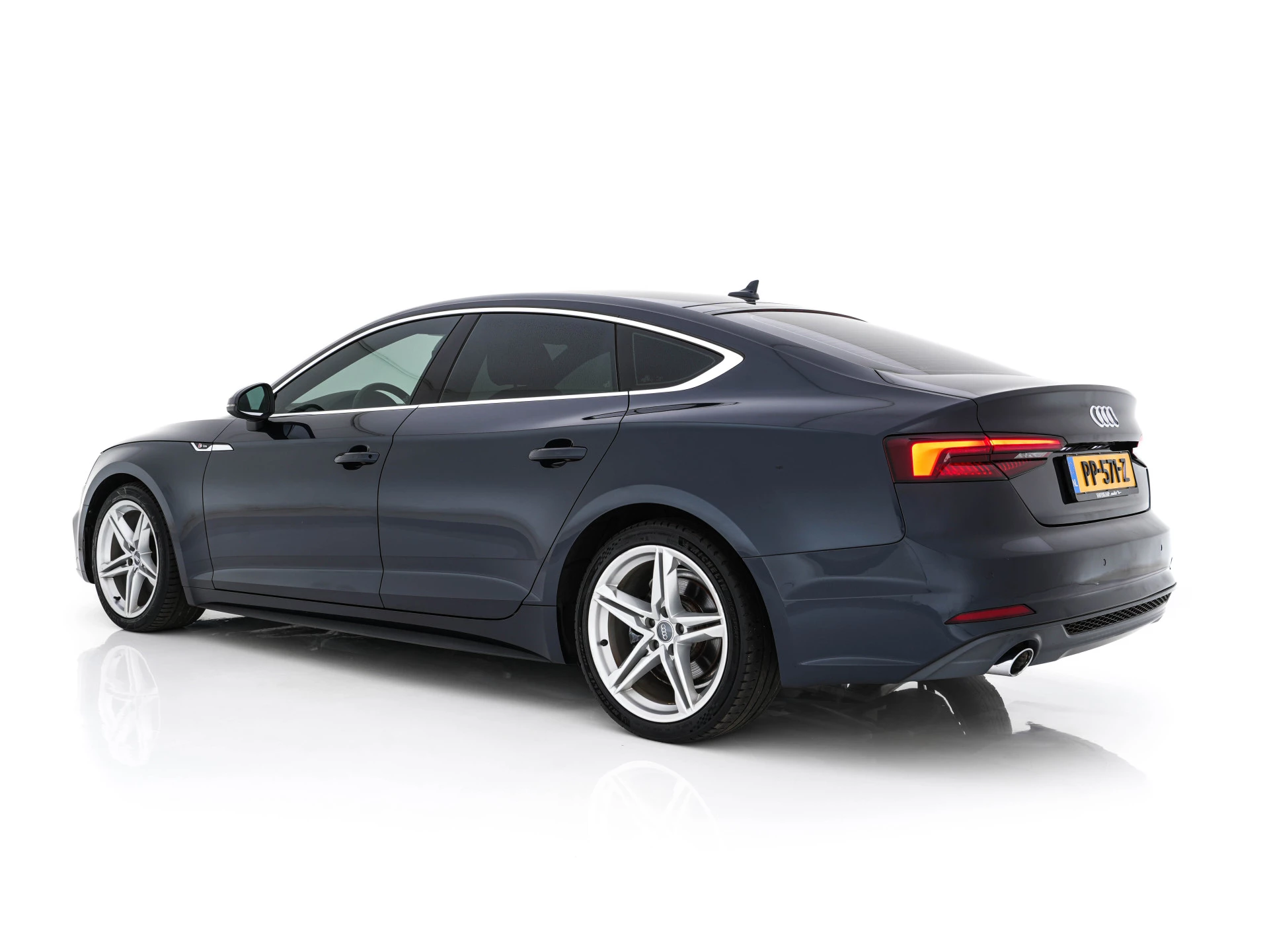 Hoofdafbeelding Audi A5