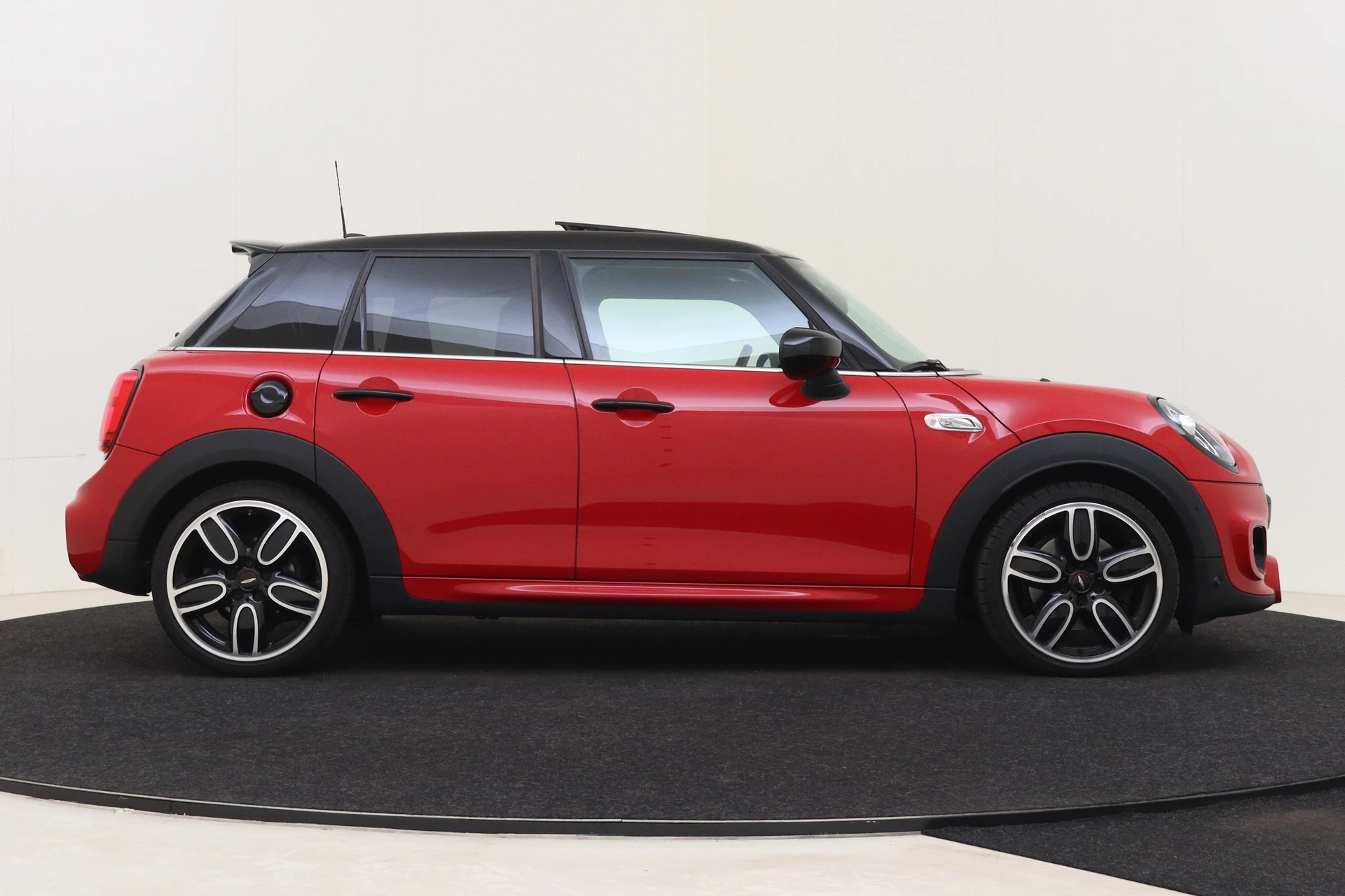 Hoofdafbeelding MINI Cooper S