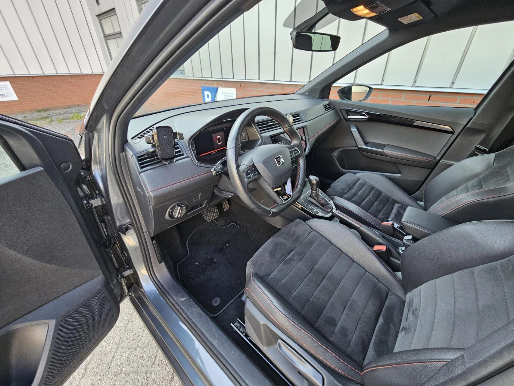 Hoofdafbeelding SEAT Arona