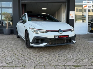 Hoofdafbeelding Volkswagen Golf Volkswagen GOLF 2.0 TSI GTI Clubsport 45 jahre Akrapovic Nurburgring Harman - Parelmoer wit