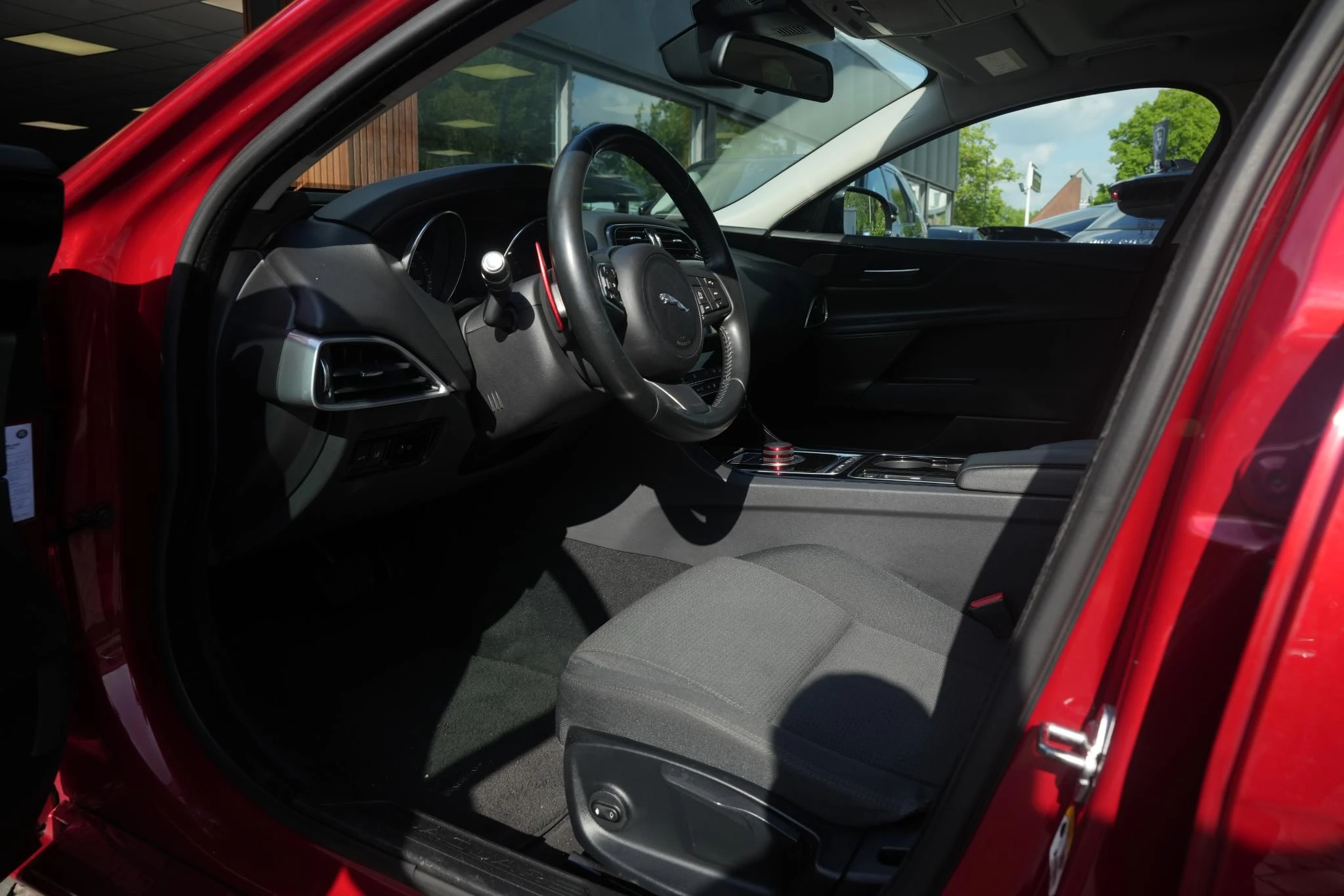 Hoofdafbeelding Jaguar XE