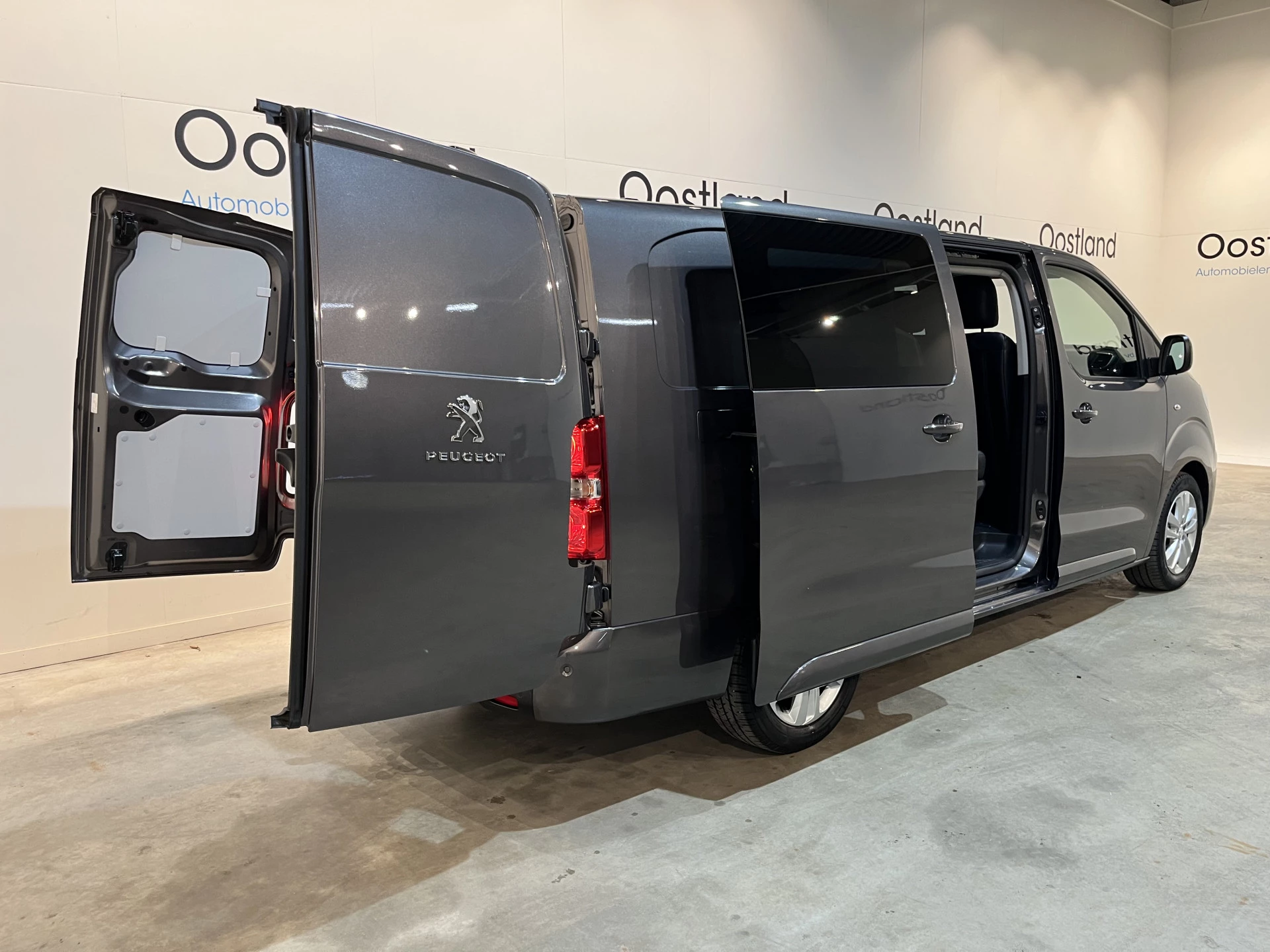 Hoofdafbeelding Peugeot e-Expert