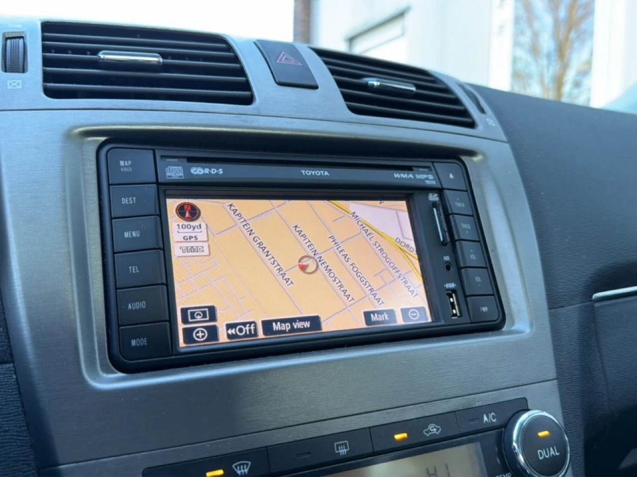 Hoofdafbeelding Toyota Avensis