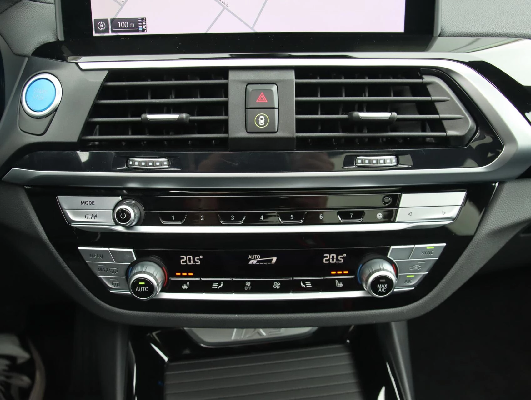 Hoofdafbeelding BMW iX3