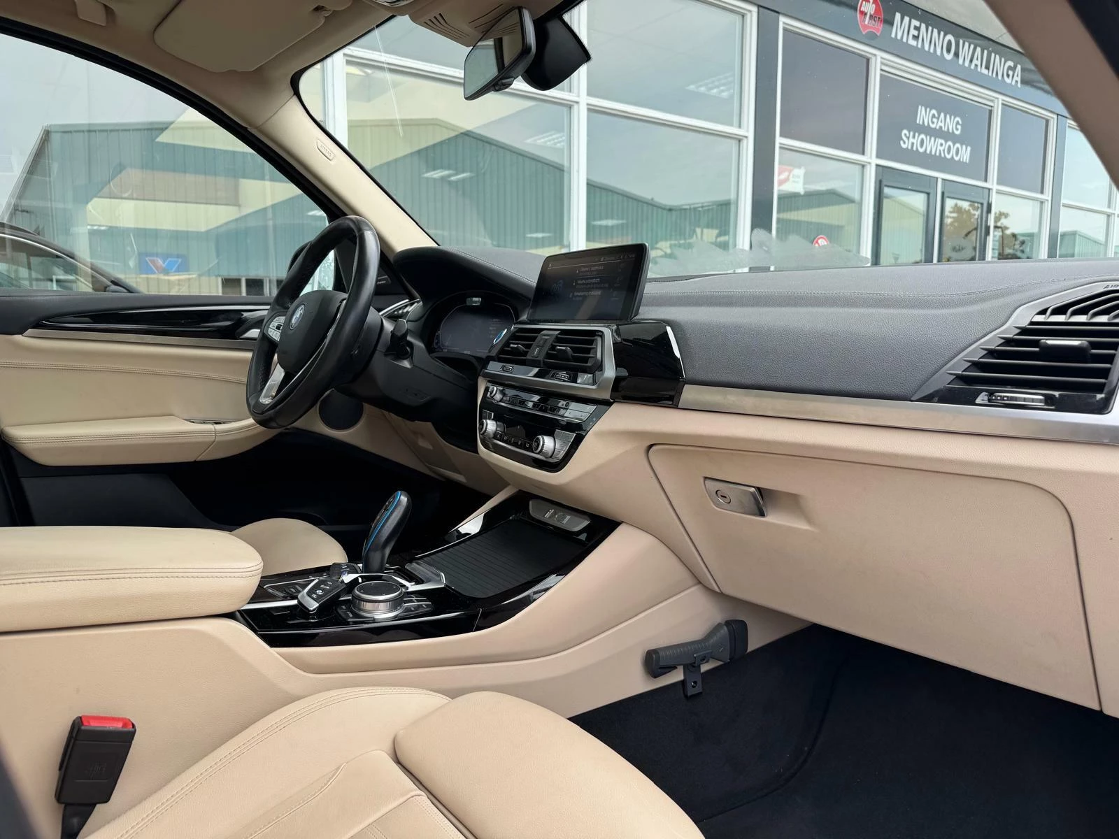 Hoofdafbeelding BMW iX3