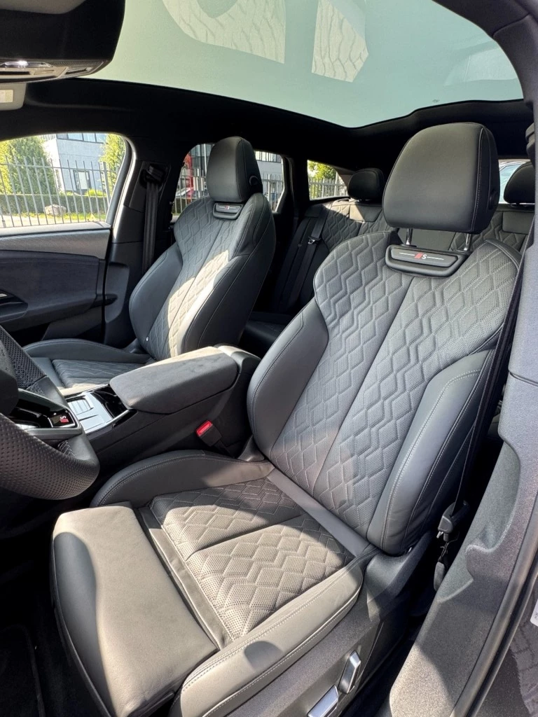 Hoofdafbeelding Audi S6 Avant e-tron