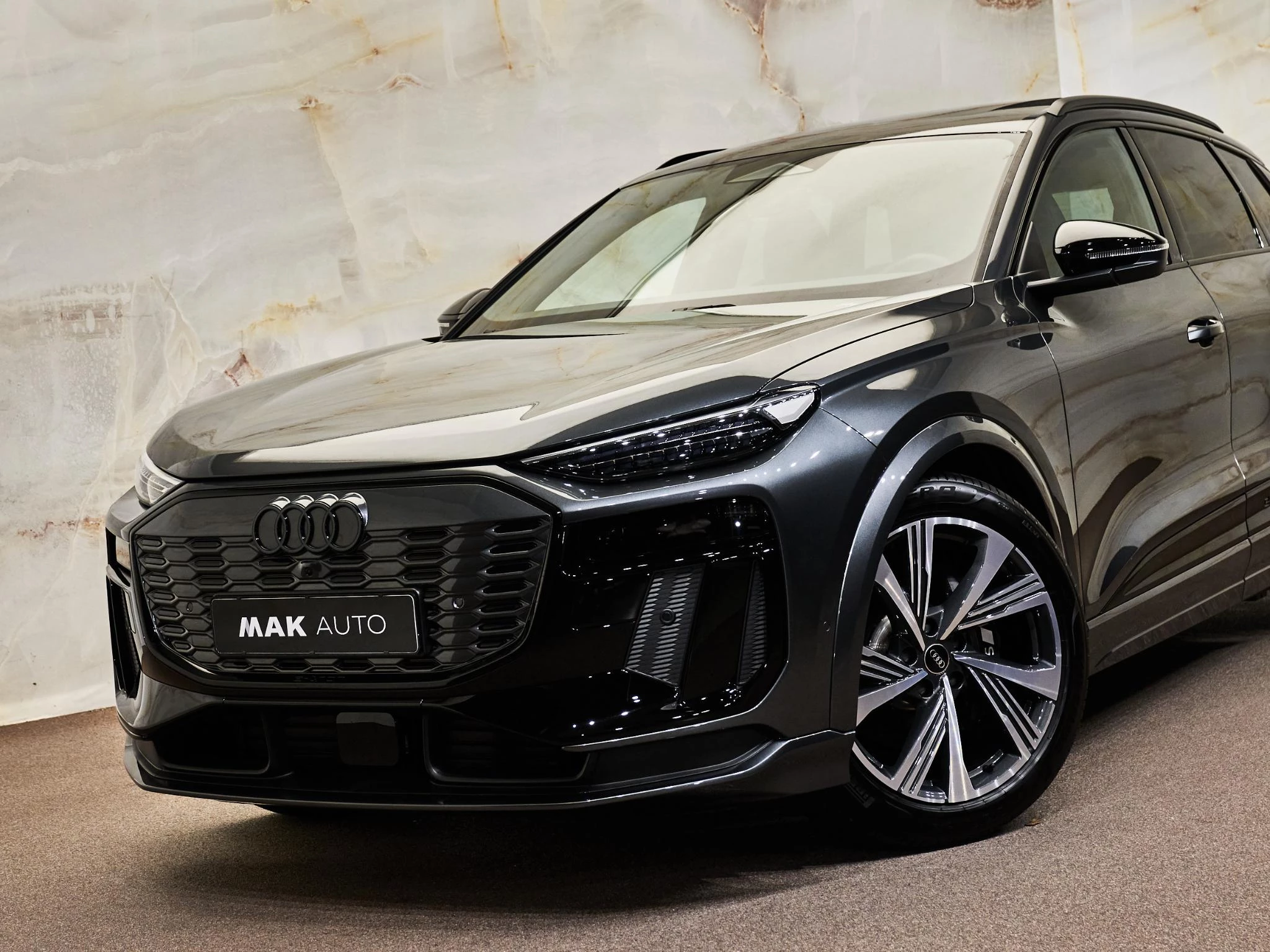 Hoofdafbeelding Audi SQ6