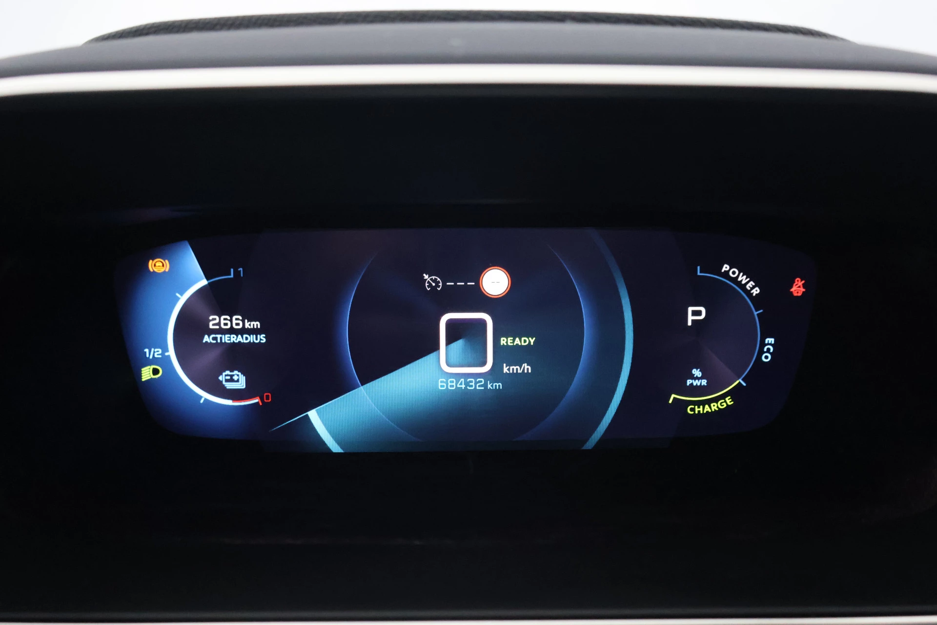 Hoofdafbeelding Peugeot e-208