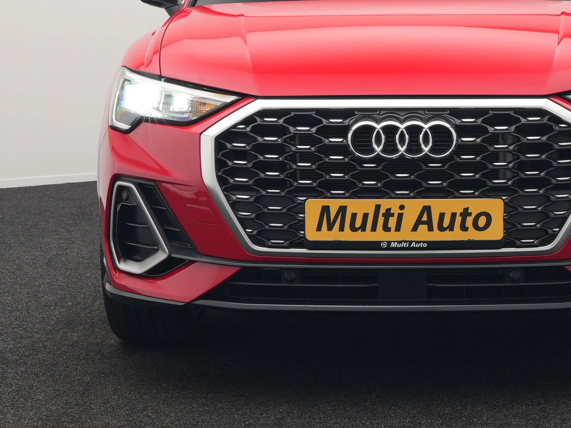Hoofdafbeelding Audi Q3