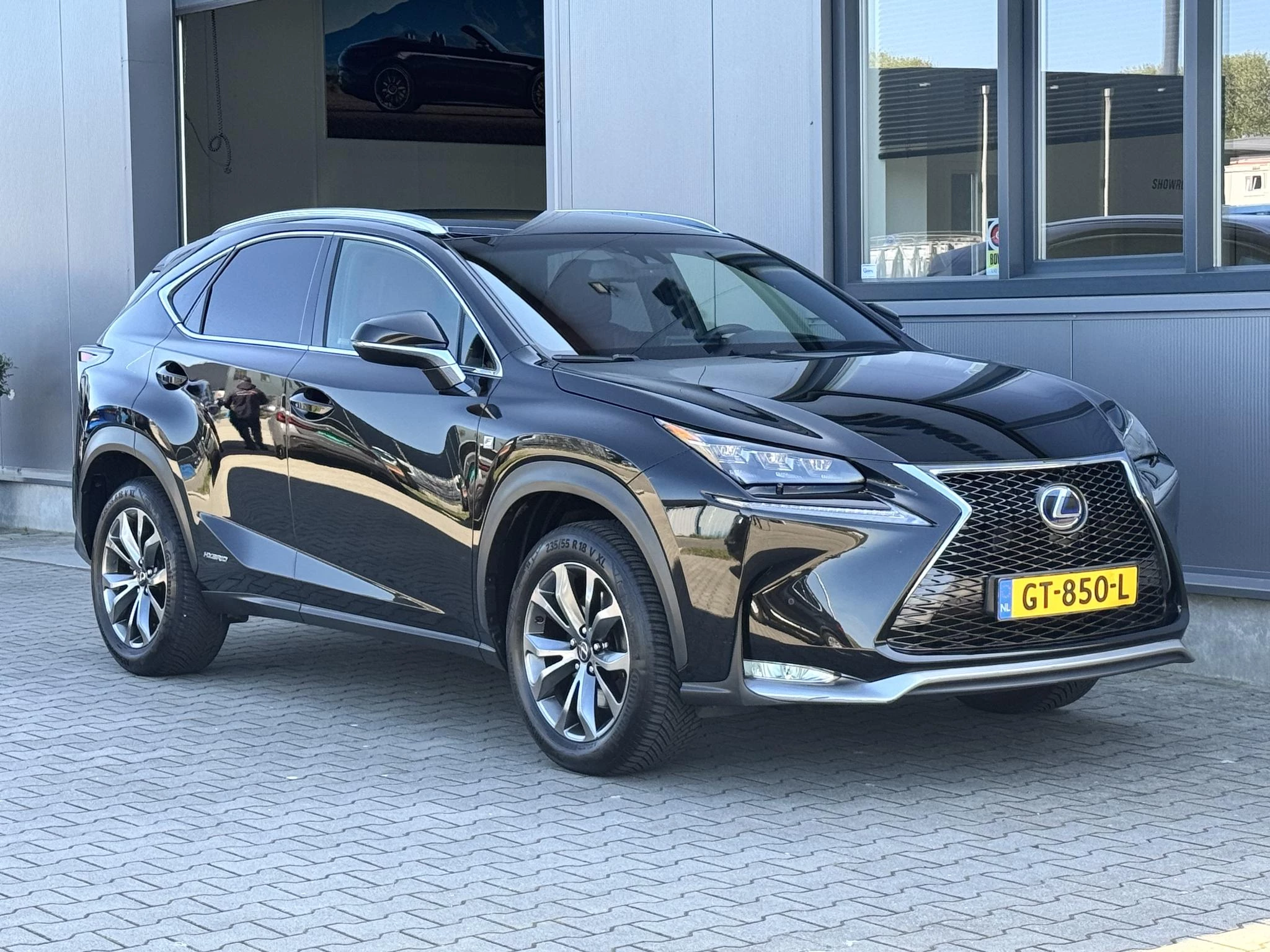 Hoofdafbeelding Lexus NX