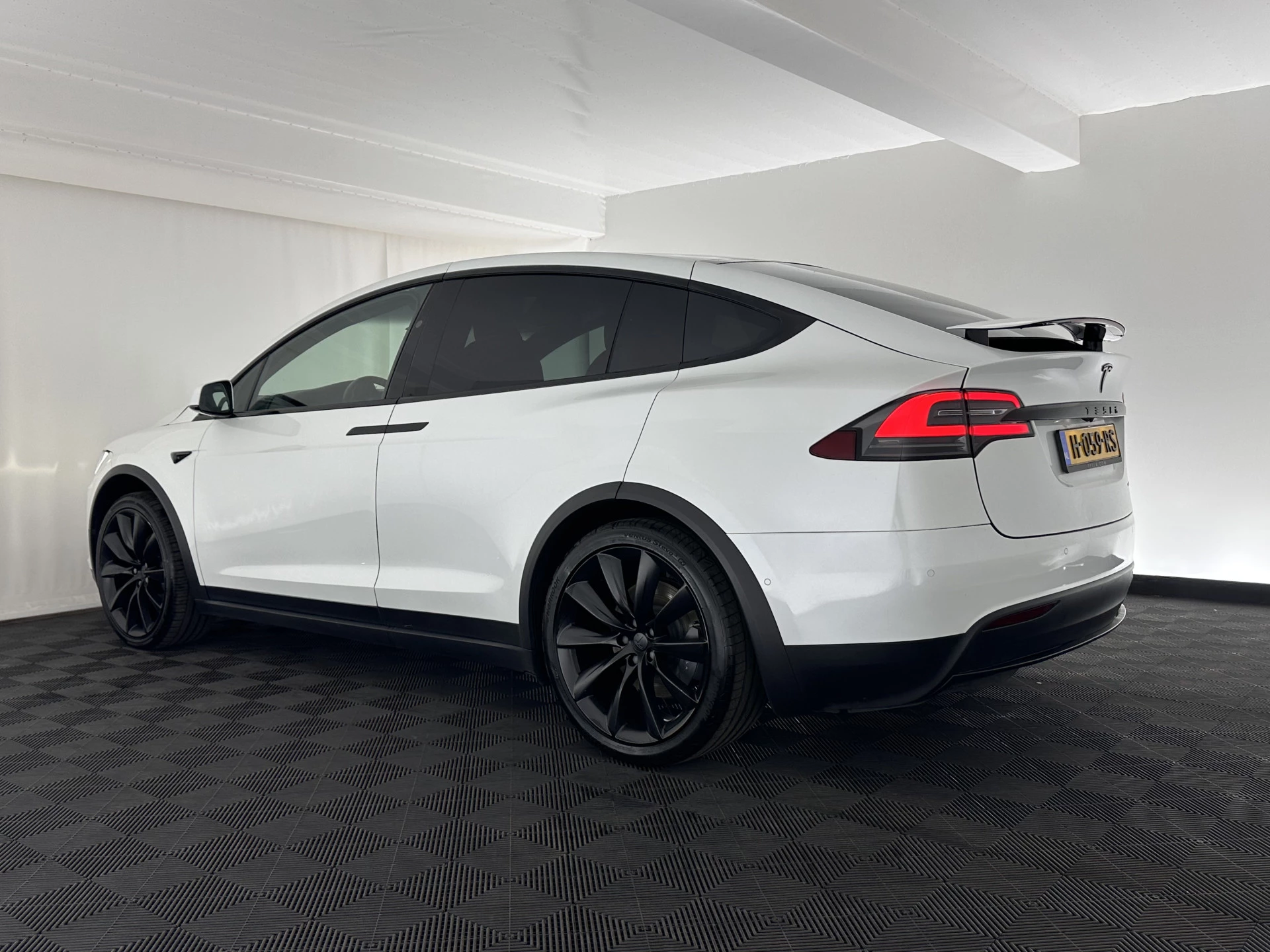 Hoofdafbeelding Tesla Model X