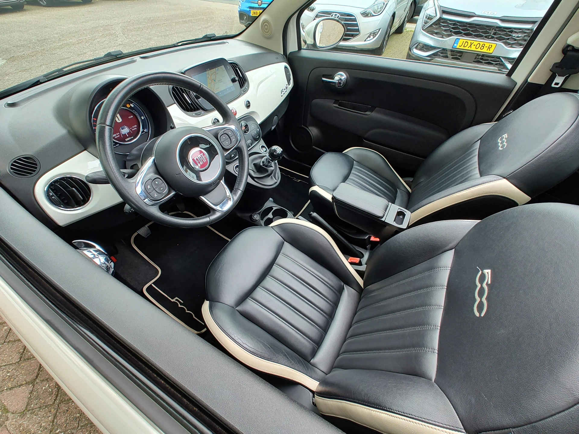 Hoofdafbeelding Fiat 500C