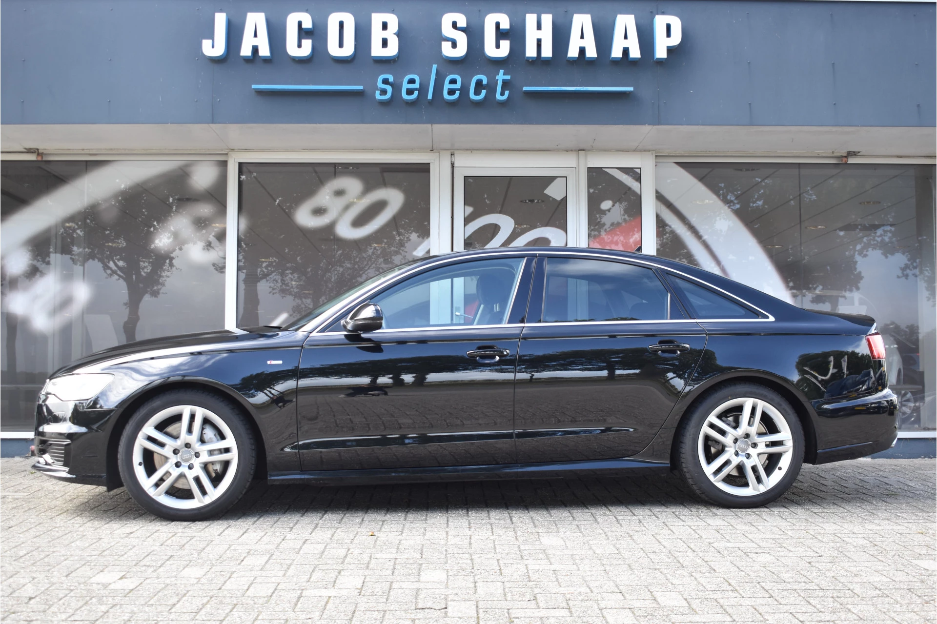 Hoofdafbeelding Audi A6