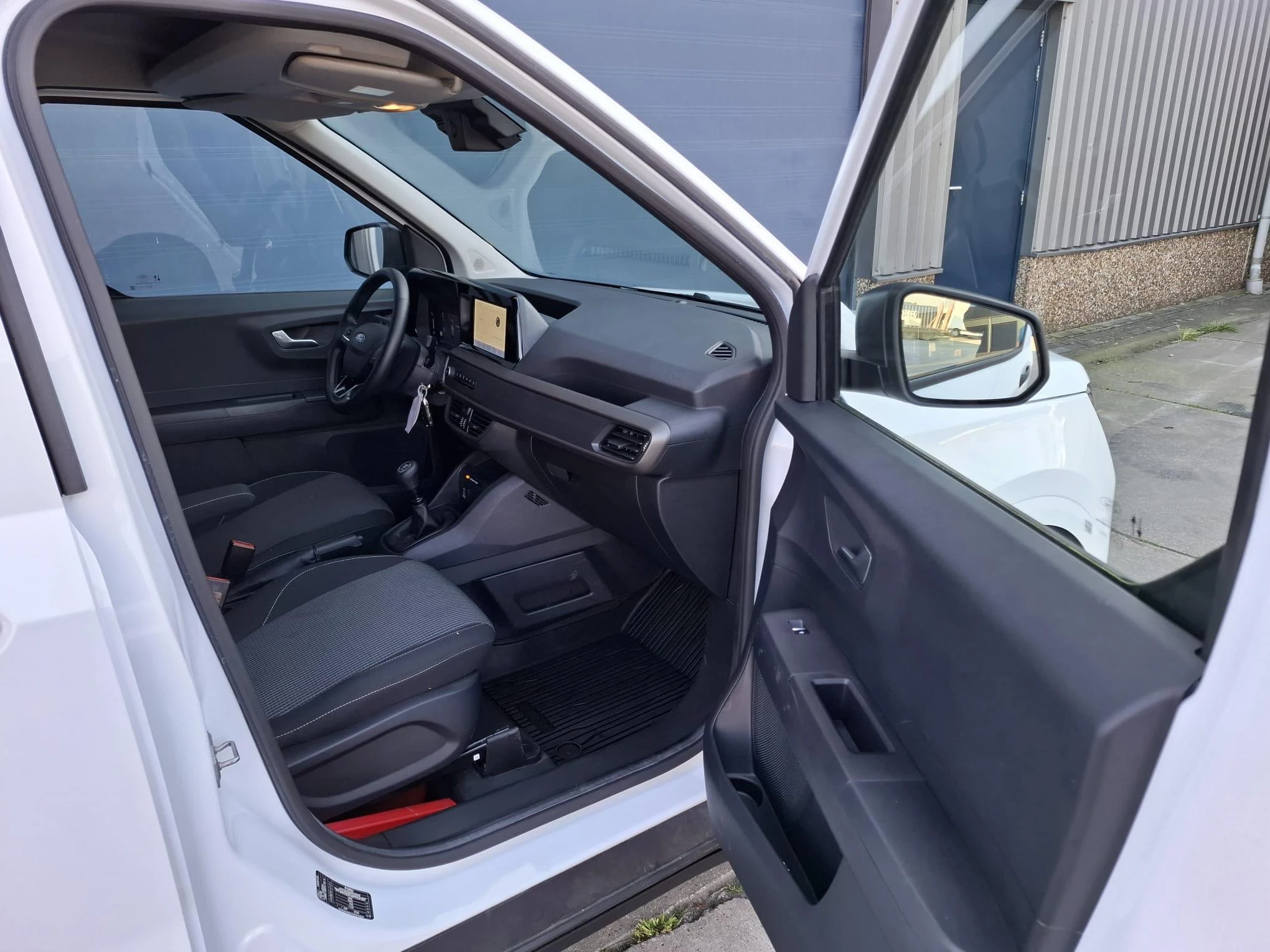 Hoofdafbeelding Ford Transit Courier