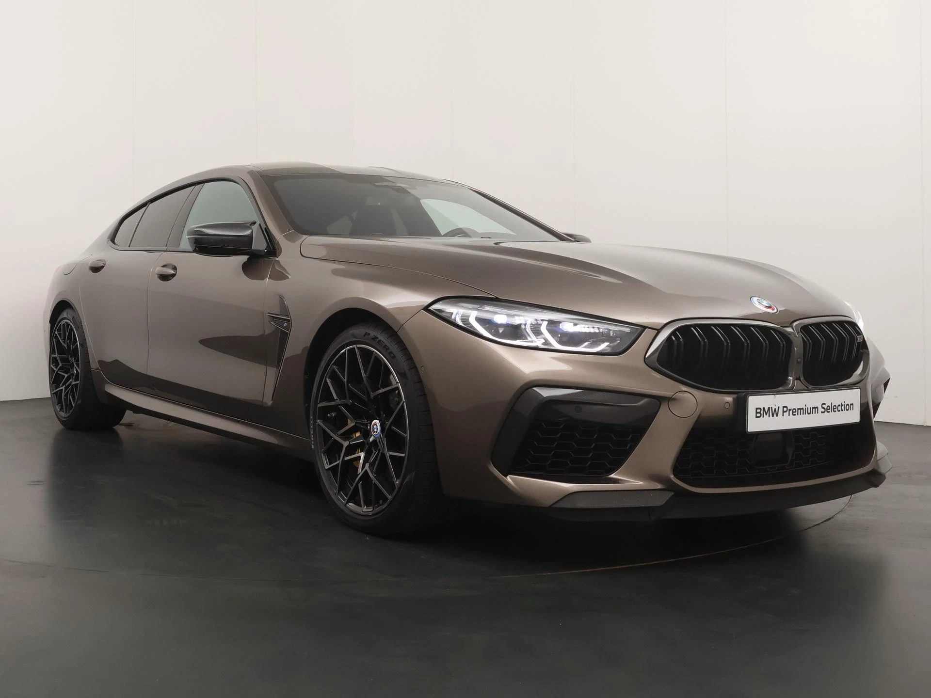 Hoofdafbeelding BMW M8