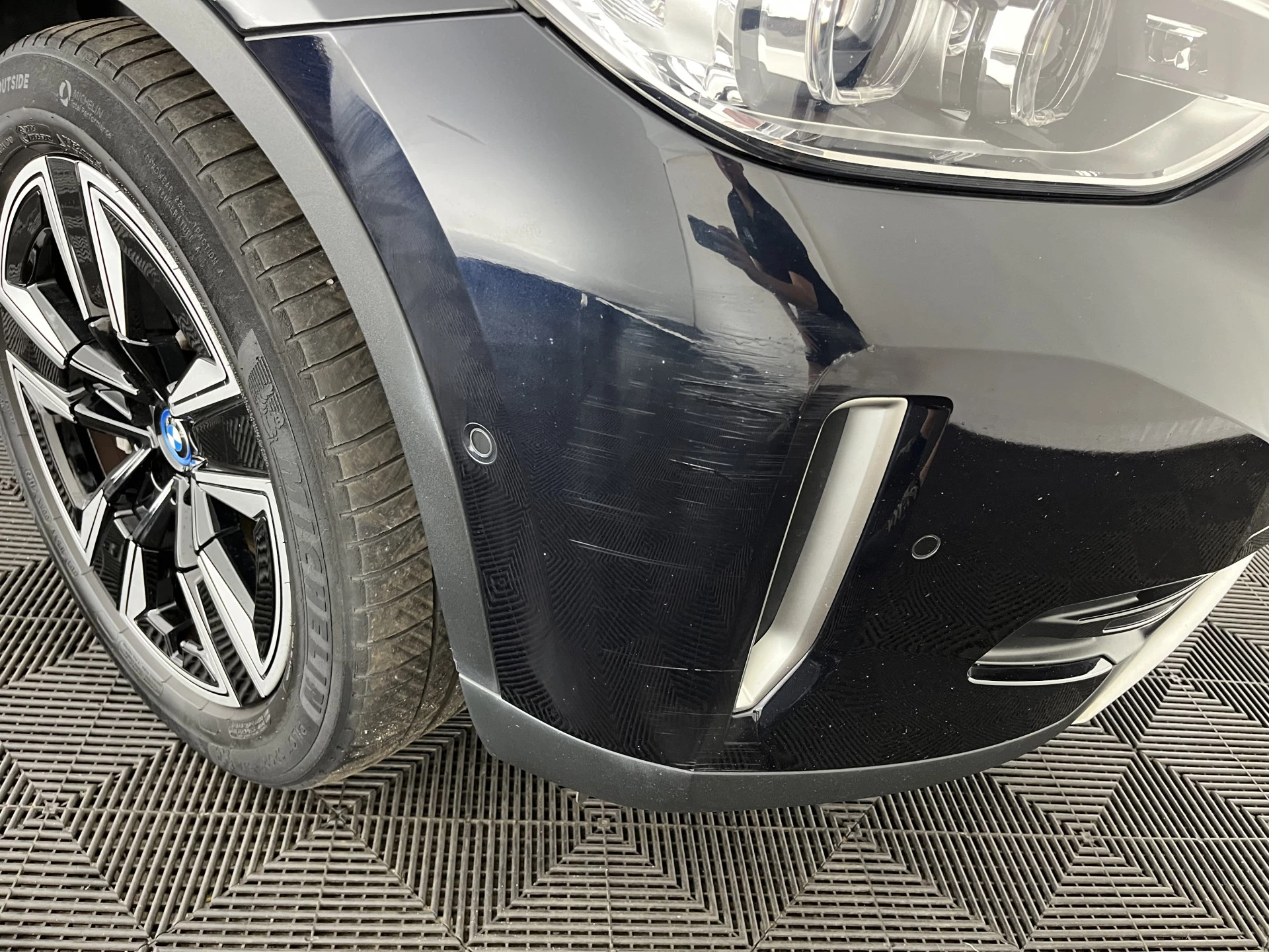Hoofdafbeelding BMW iX3