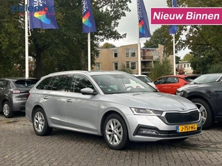 Škoda Octavia Combi 1.5 TSI First Edition - Carplay, Digitaal Cockpit, Navi, Trekhaak, Stoelverw.