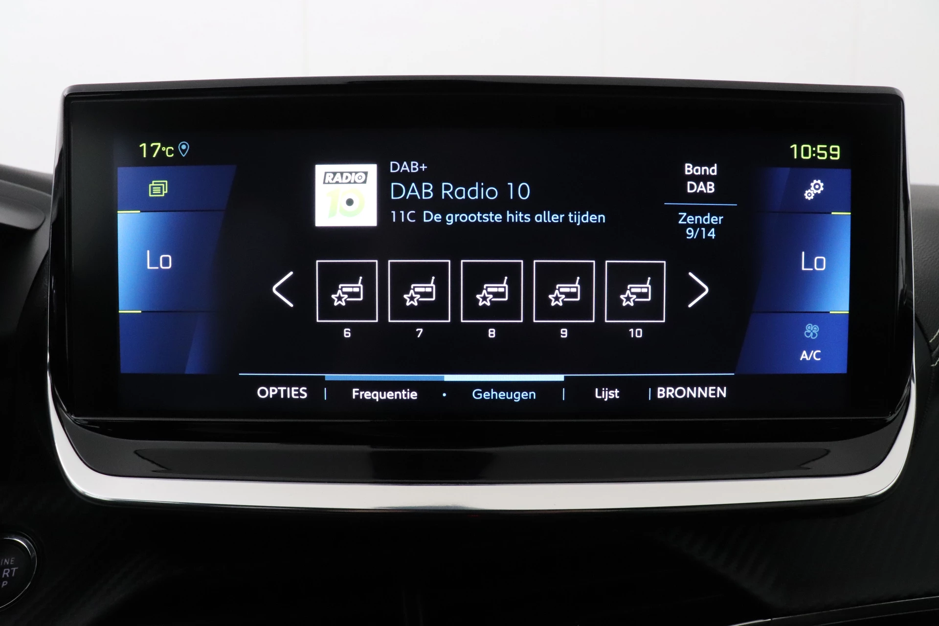 Hoofdafbeelding Peugeot e-208