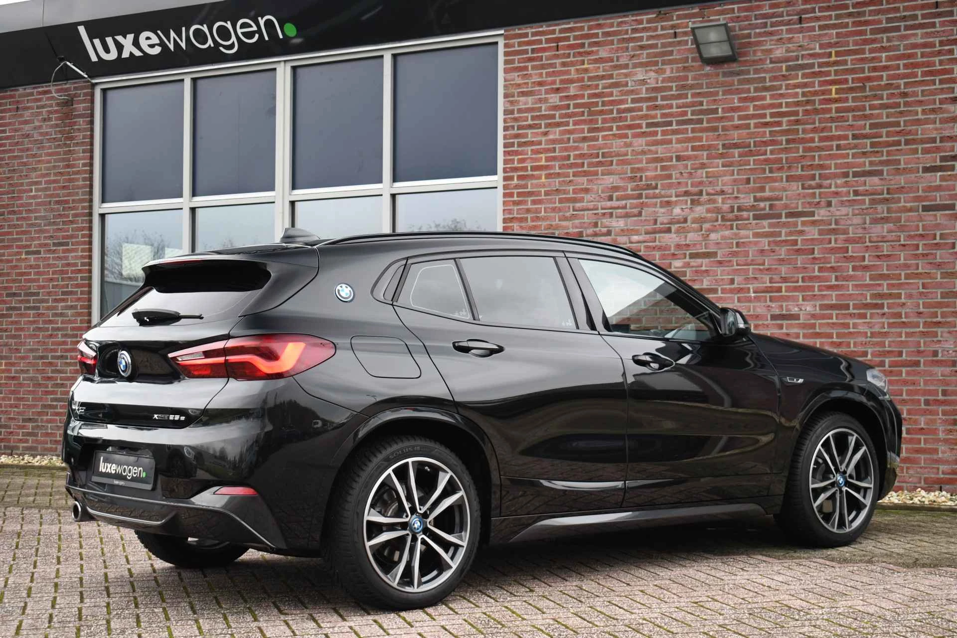 Hoofdafbeelding BMW X2