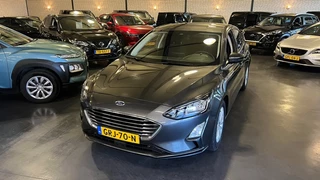 Hoofdafbeelding Ford Focus Ford Focus 1.0 AUTOMAAT TITANIUM