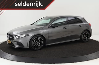 Mercedes-Benz A-klasse 180 AMG Night | Leder/alcantara |  Stoelverwarming | Sportstoelen | Sfeerverlichting | Navigatie | Full LED