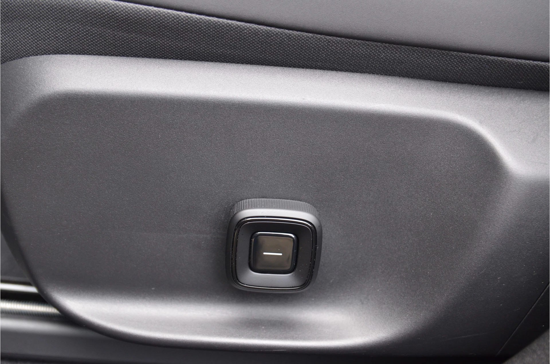 Hoofdafbeelding Volvo EX30