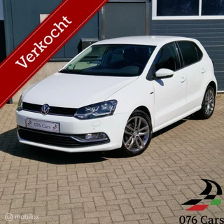 Volkswagen Polo 1.0 Lounge / XENON/NAVI/R-LINE 17''/CARPLAY/ZEER NETTE AUTO/