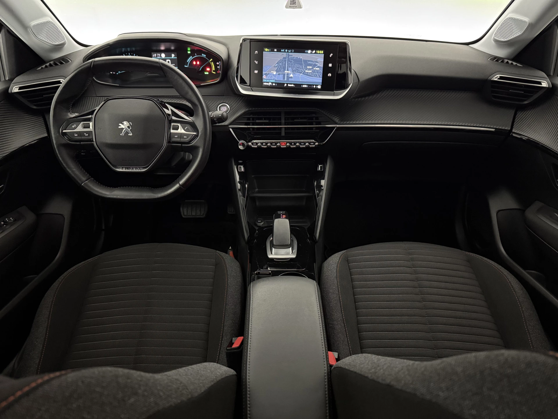 Hoofdafbeelding Peugeot e-208