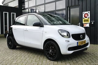 Hoofdafbeelding Smart Forfour Smart Forfour 1.0 Joy Edition | NL-Auto | Luxe | Cruise | Airco | 16''