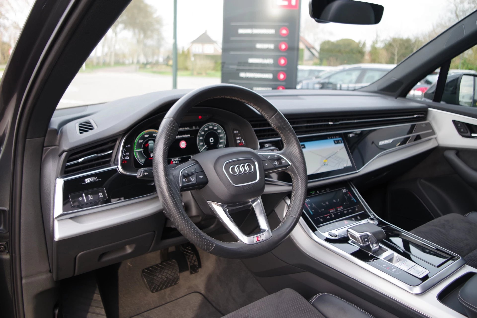 Hoofdafbeelding Audi Q7