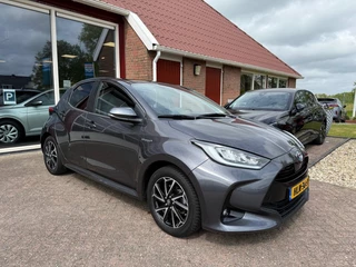 Hoofdafbeelding Toyota Yaris Toyota Yaris 1.5 HYBRID 5-DRS DYNAMIC AUTOMAAT!